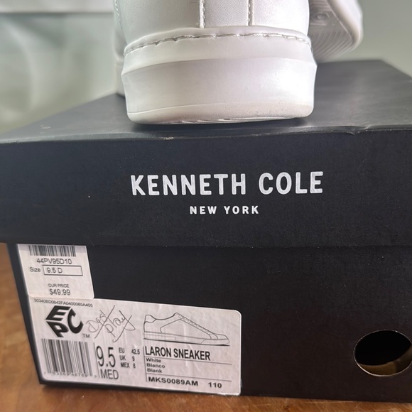 Kenneth Cole White Sneakers Sleek Design Casual - Picture 4 of 8